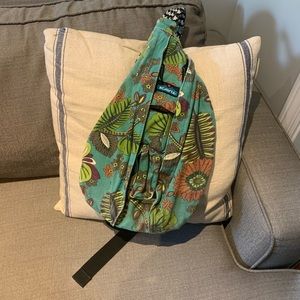 Kavu Purse